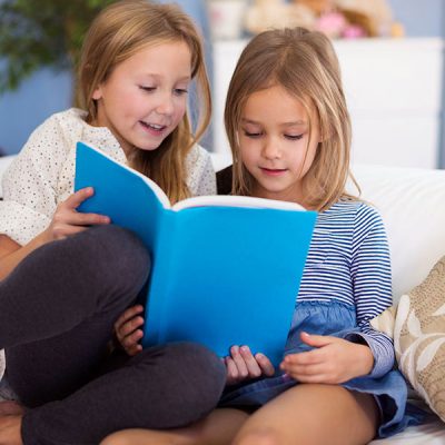 Célébrations de l’heure du cercle : Partager des sourires et des histoires